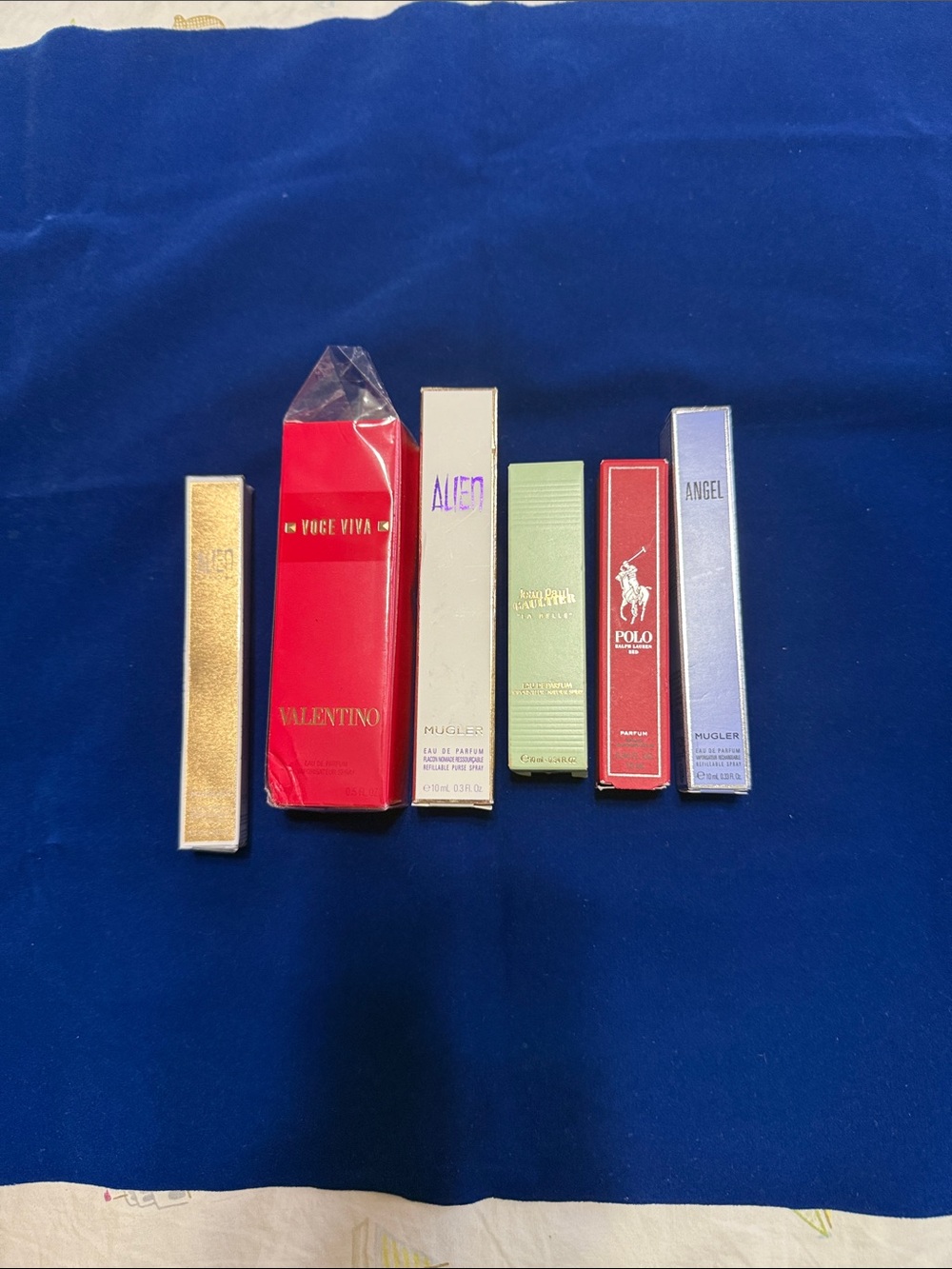 Mugler Alien Mini Perfume Box - White and Gold travel size many designer,